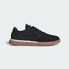 Adidas Sleuth sz 11